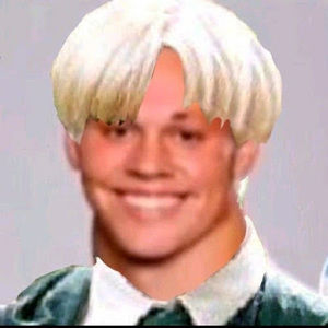 Meet your Posher, Caroline